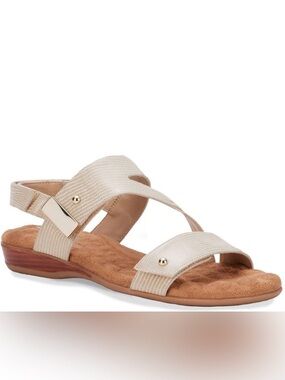 Ros Hommerson Cream Textured Strappy Sandals Size 8 Narrow